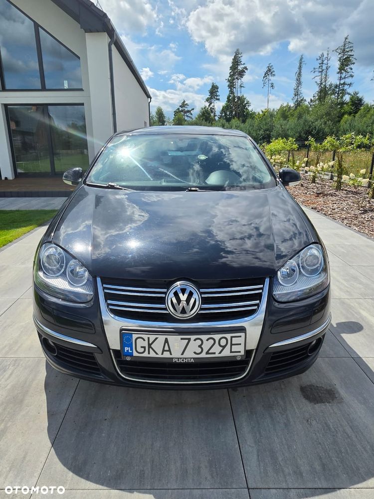 Volkswagen Jetta 2.0 TDI DPF Comfortline - 11