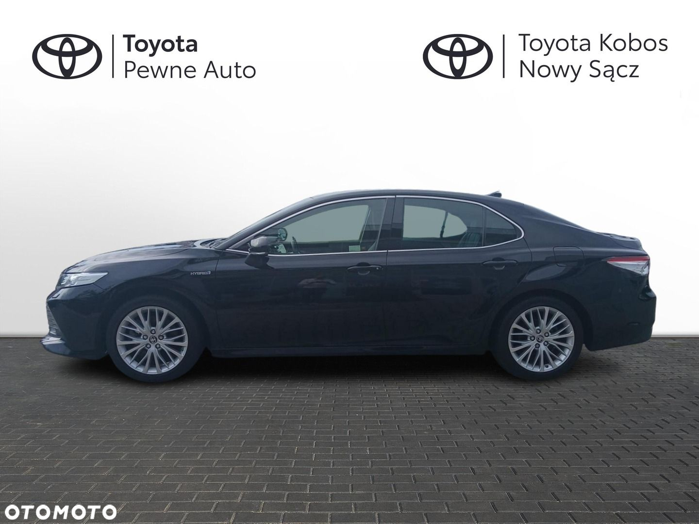 Toyota Camry 2.5 Hybrid Executive CVT - 2