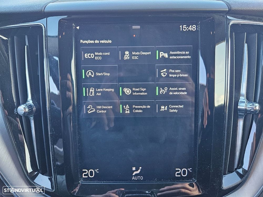 Volvo XC 60 2.0 D4 Momentum - 28