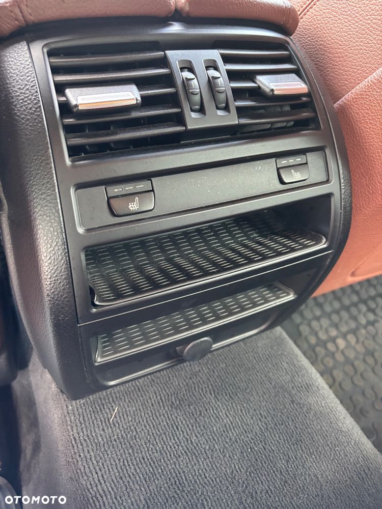 BMW Seria 5 520d xDrive Luxury Line - 6