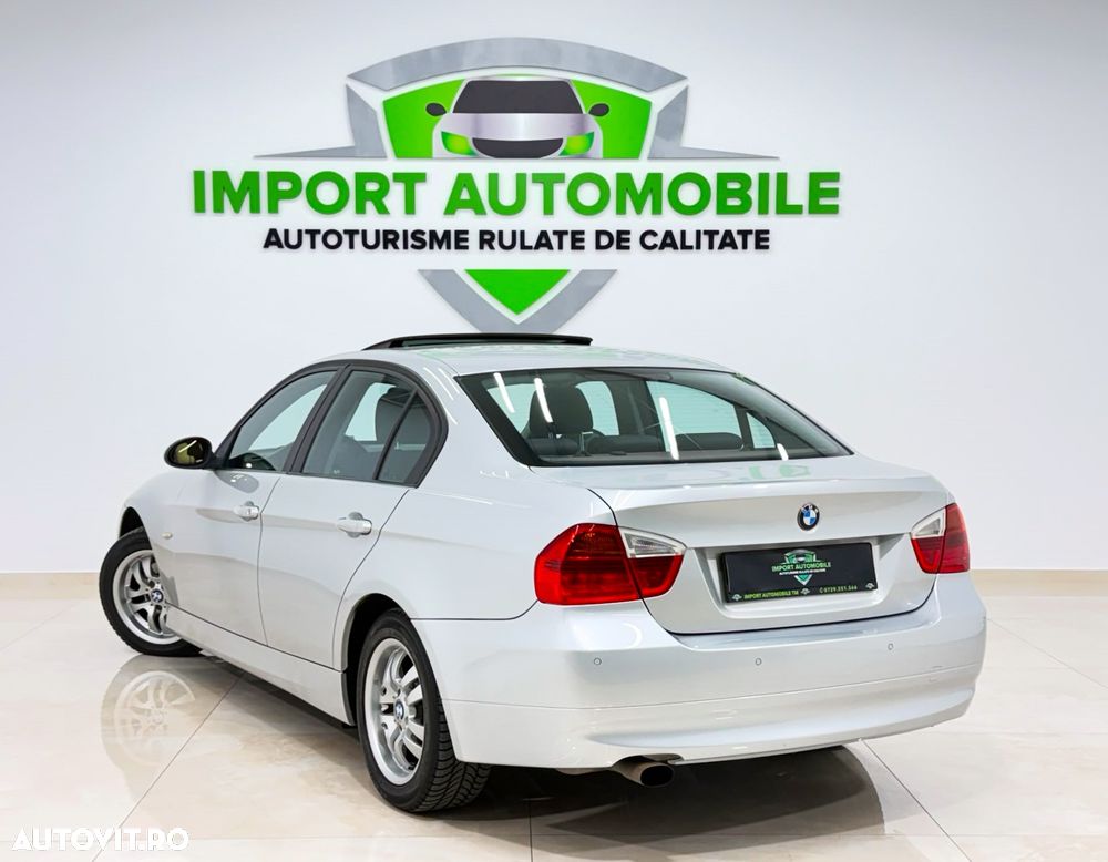 BMW Seria 3 318i Aut. - 15