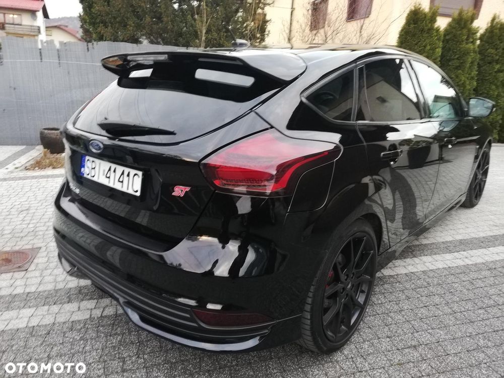 Ford Focus 2.0 EcoBoost ST-2 - 4