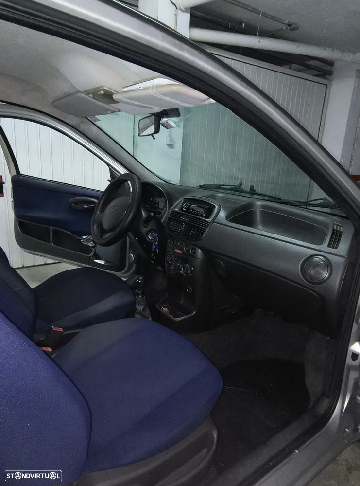Fiat Punto 1.2 16V ELX - 7
