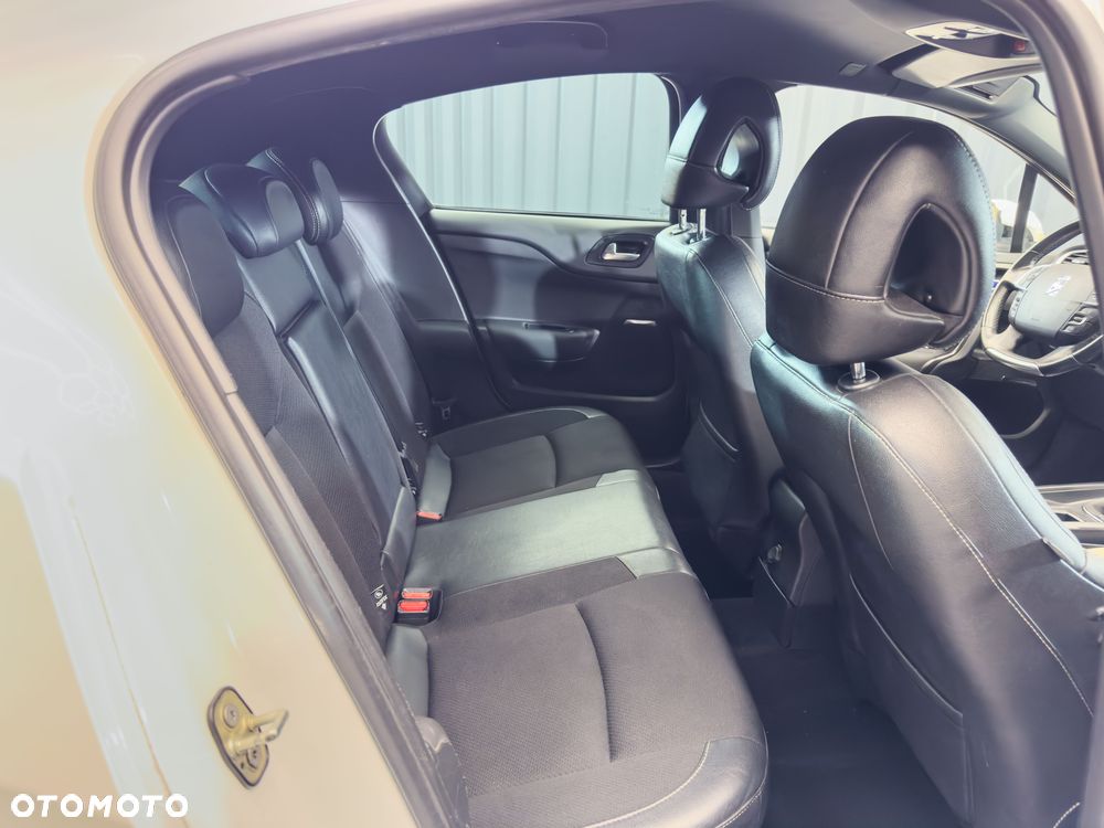 Citroën DS4 1.6 HDi Chic - 18