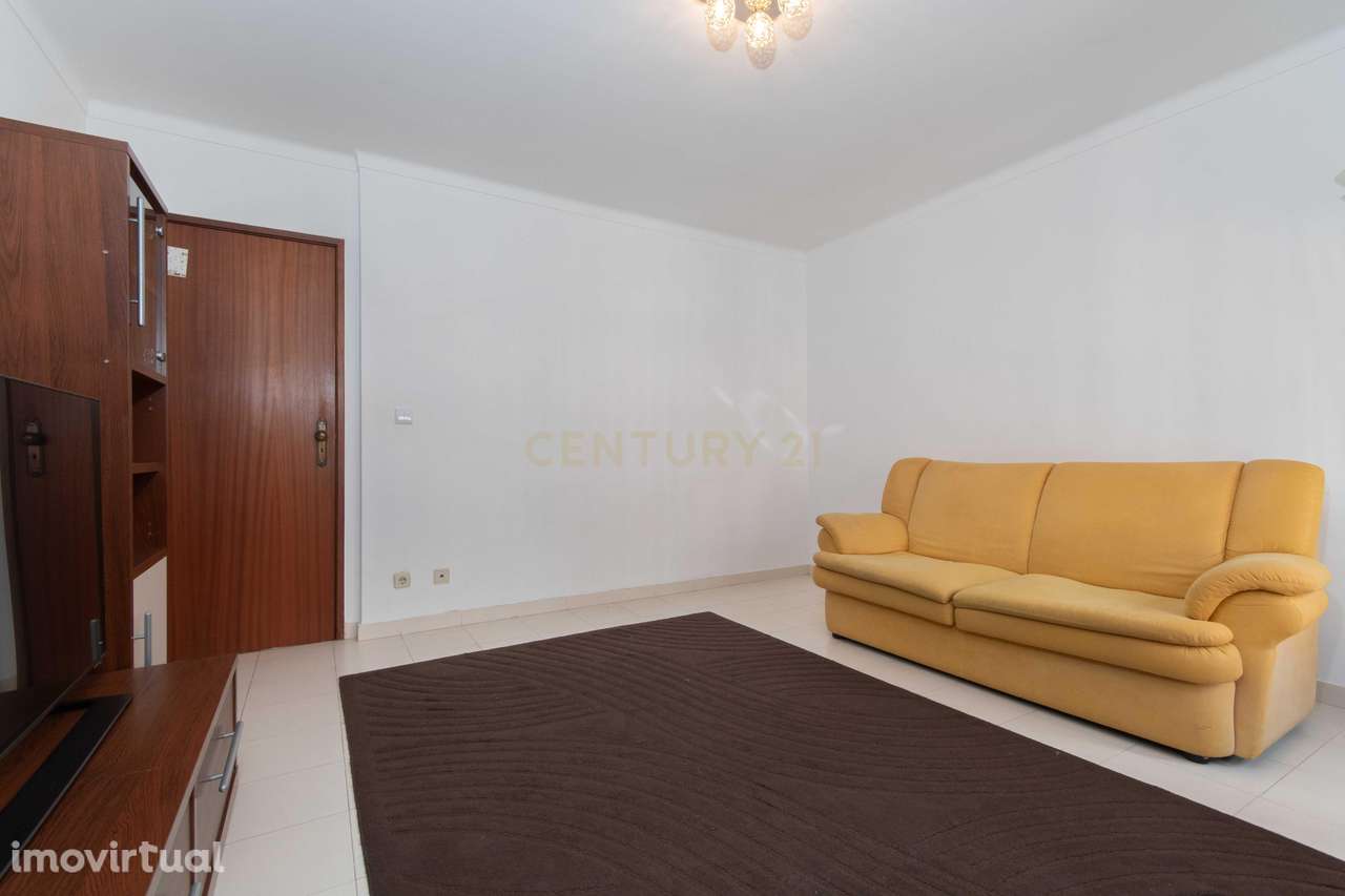 Apartamento T3 em Frielas com arrecadação - Grande imagem: 5/16