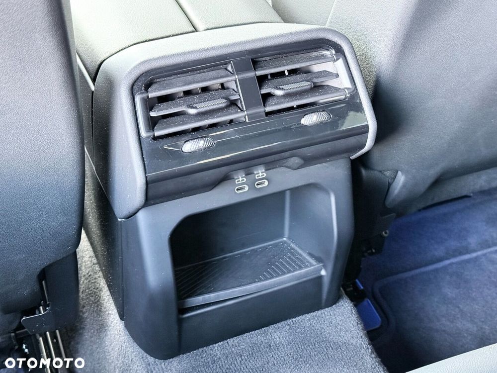 BMW Seria 5 - 32