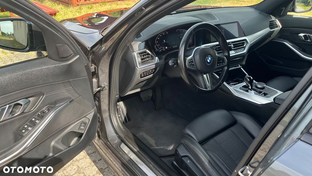 BMW Seria 3 320d Sport Line sport - 19