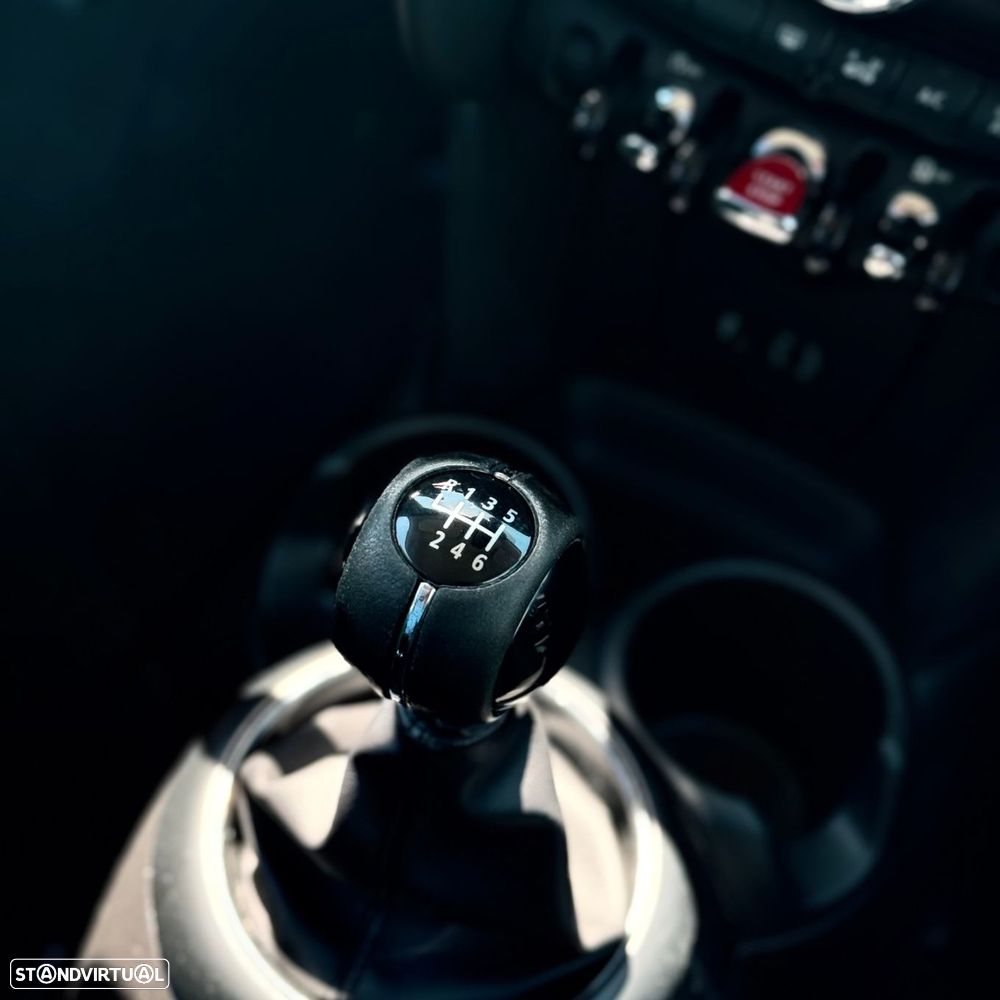 MINI 3 Portas - 24