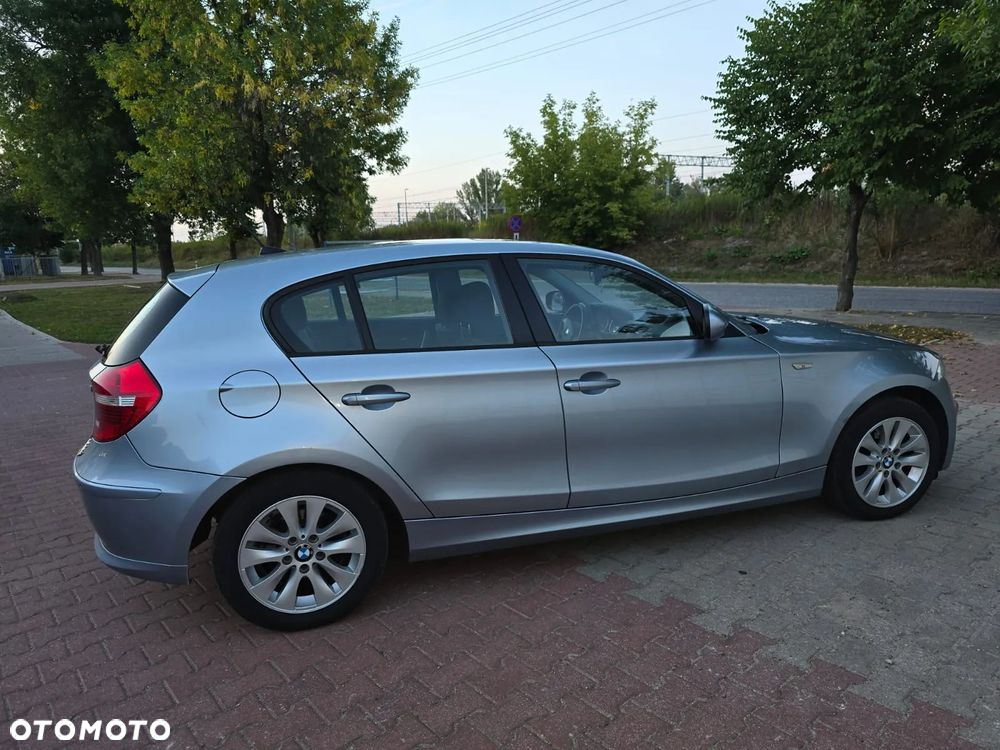 BMW Seria 1 116i - 6