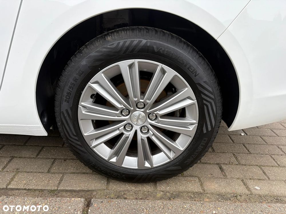 Peugeot 308 BlueHDi FAP 130 Stop & Start Style - 31