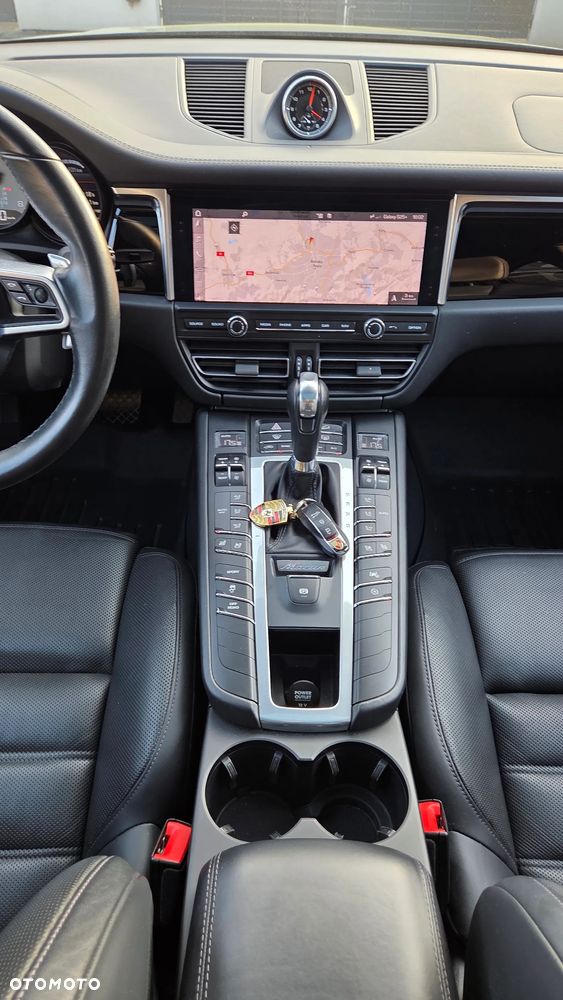 Porsche Macan S - 11