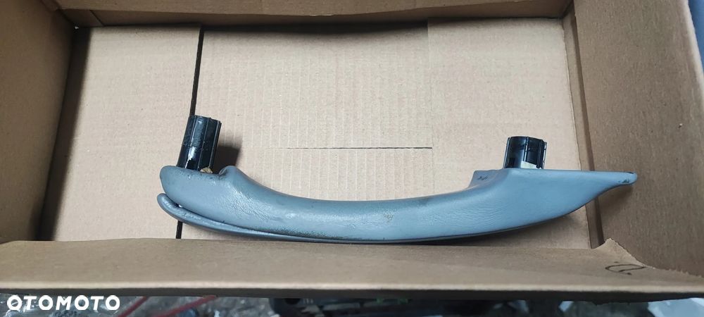 MERCEDES W163 ML UCHWYT RĄCZKA DRZWI PRAWY PRZÓD SZARA - 3