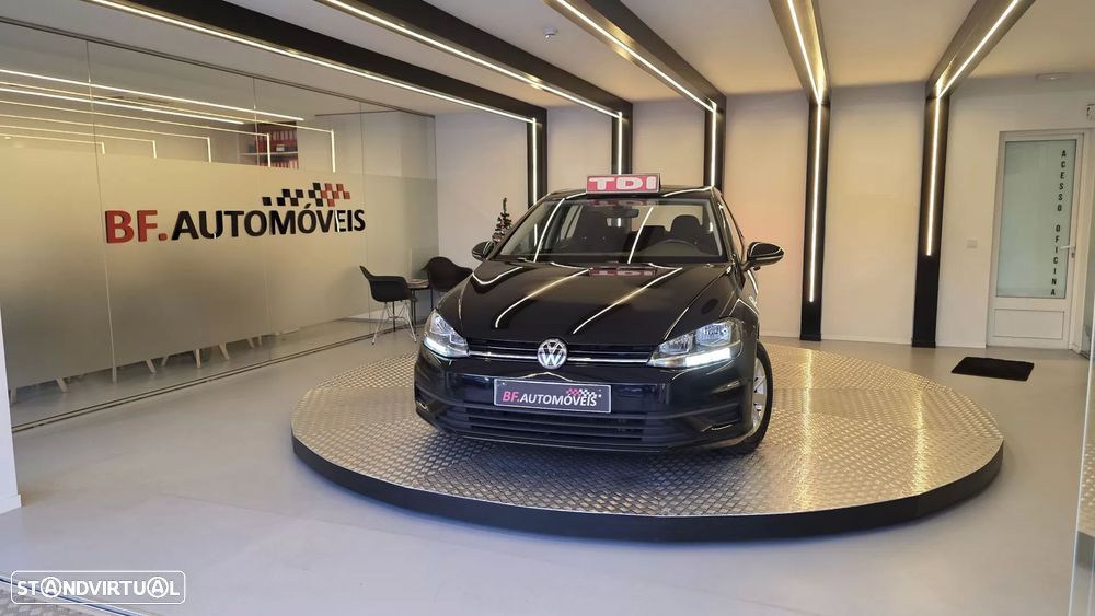 VW Golf 1.6 TDi Confortline - 11