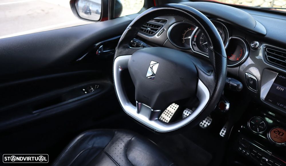Citroën DS3 1.6 HDi Airdream Sport Chic — fotografia 7