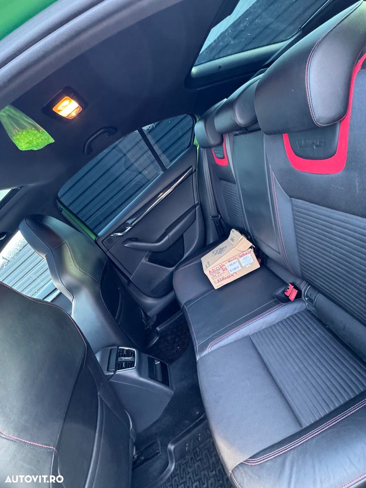 Skoda Octavia 2.0 TSI RS - 12