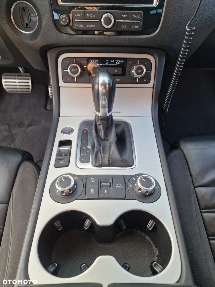 Volkswagen Touareg 3.0 V6 TDI BMT - 18