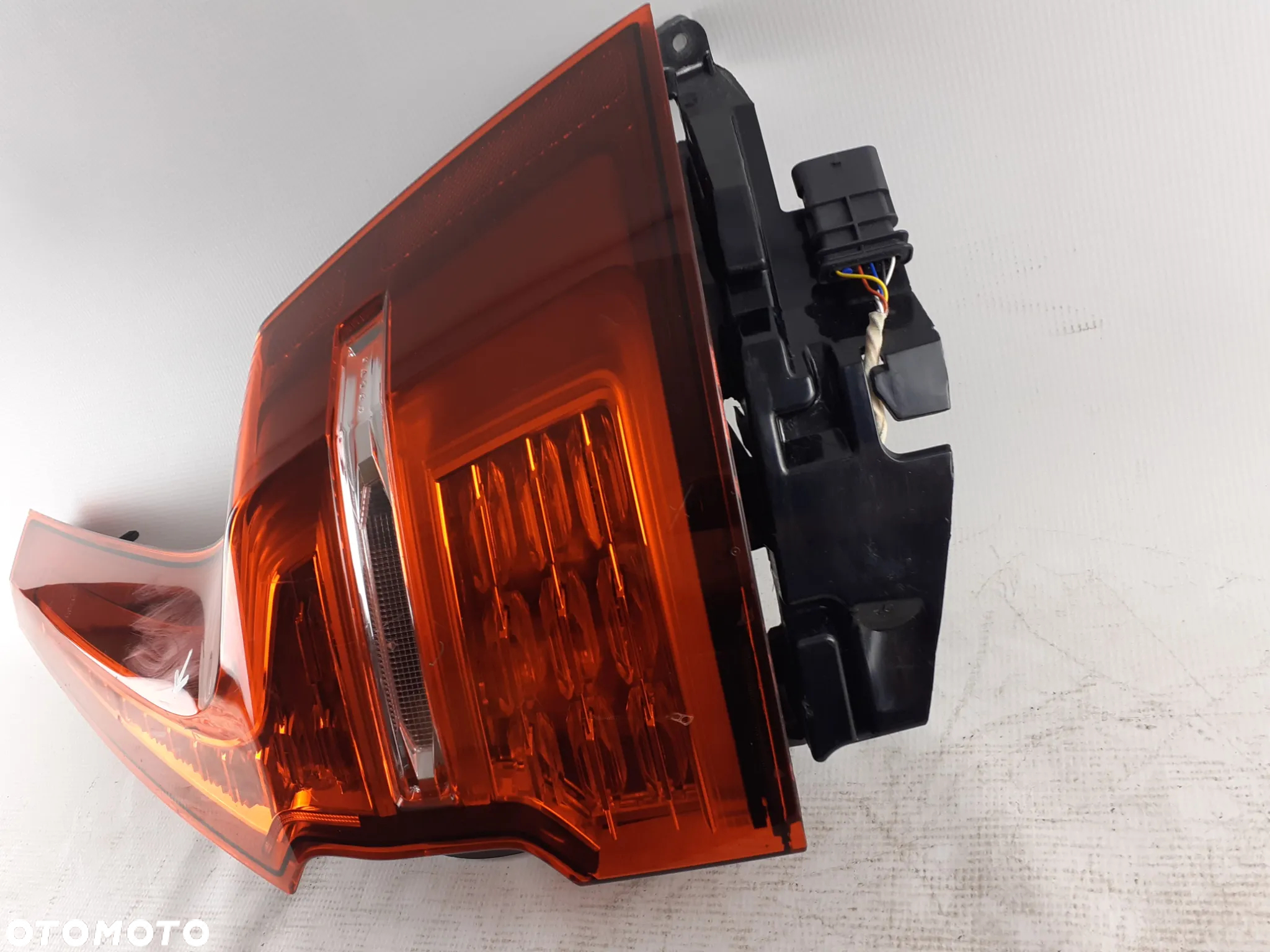 Lampa tylna PRAWA Volvo V60 II 2018-2019 Europa. - 2
