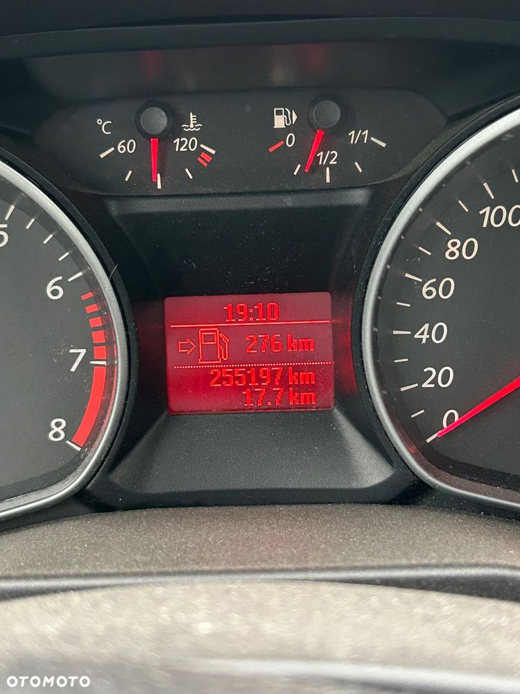 Ford Mondeo 1.6 T Ghia - 15