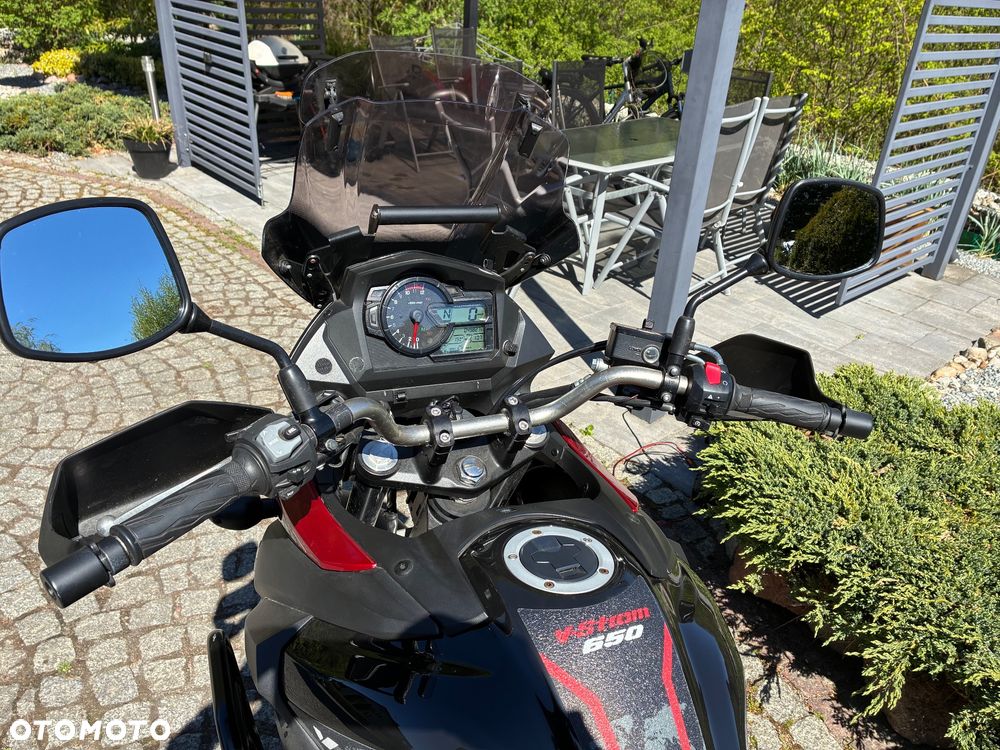 Suzuki V-STROM - 4