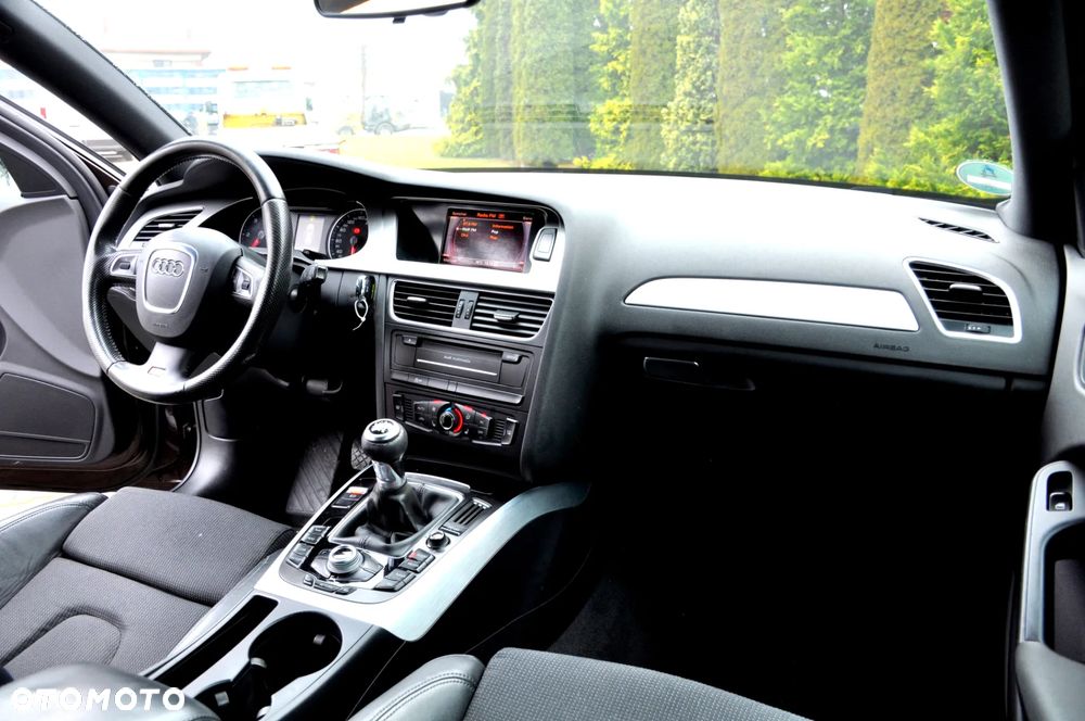 Audi A4 Avant 2.0 TDI DPF S line Sportpaket (plus) - 26