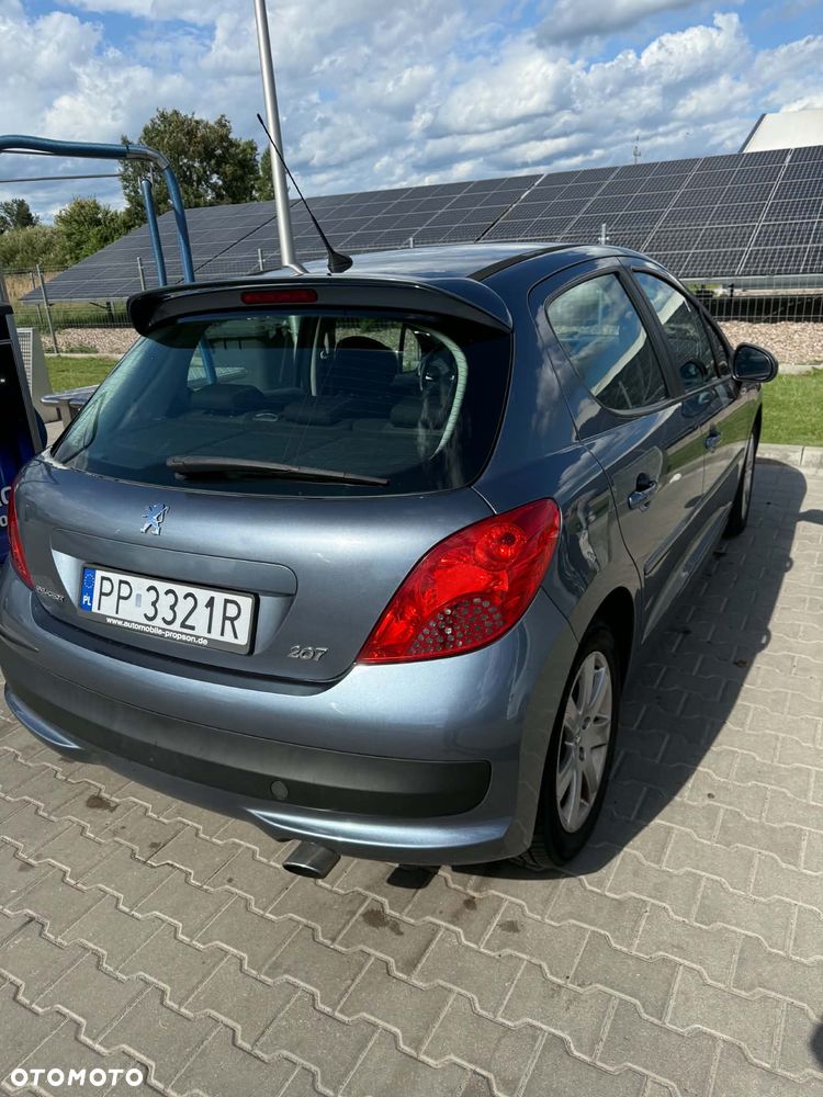 Peugeot 207 - 3