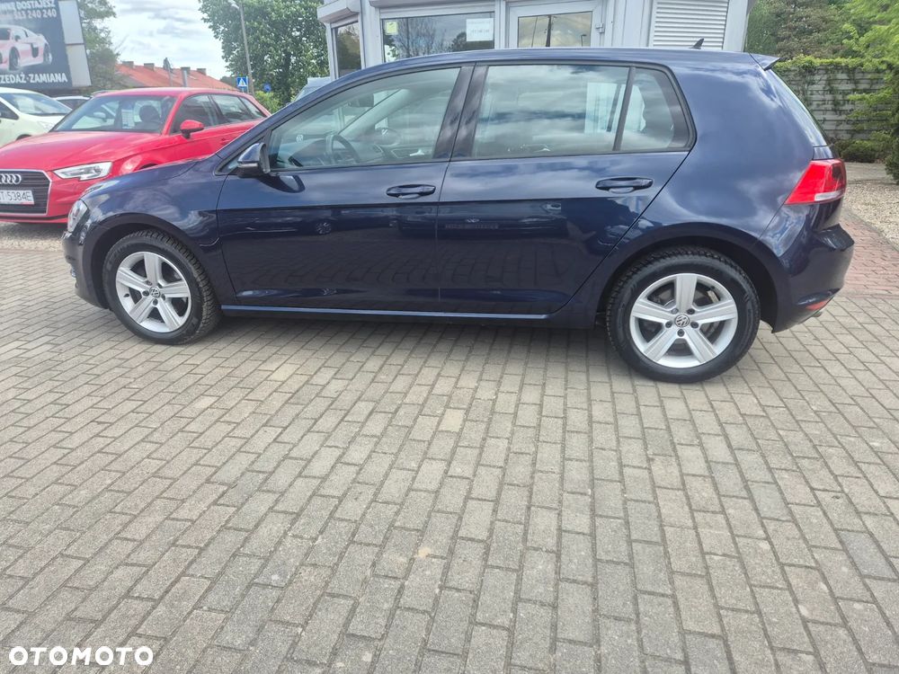 Volkswagen Golf 2.0 TDI SCR Comfortline - 8