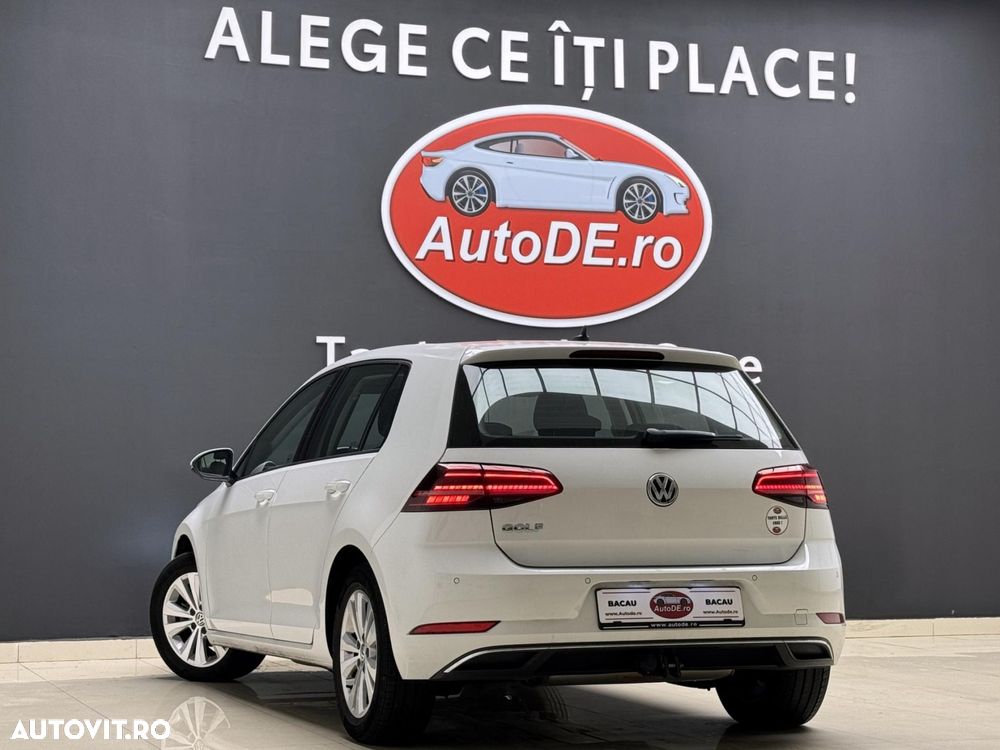 Volkswagen Golf - 3