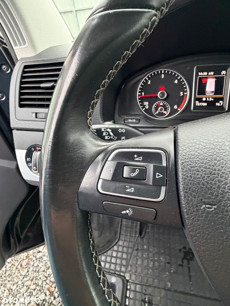 Volkswagen Multivan - 29