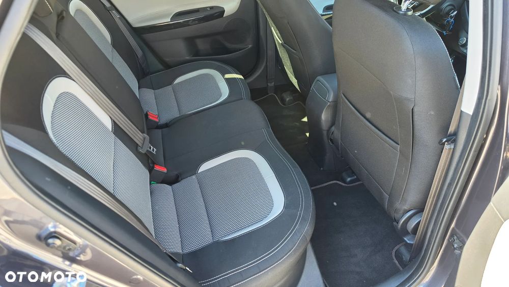 Kia Ceed 1.6 GDI L Business Line - 8