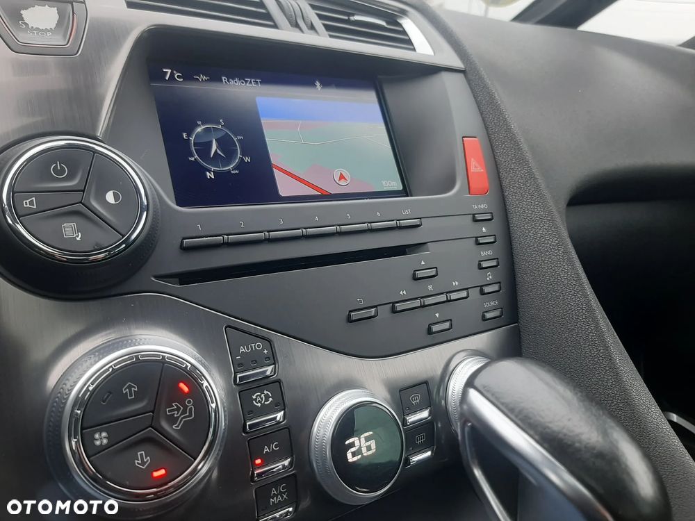 Citroën DS5 HDi 165 Business - 22