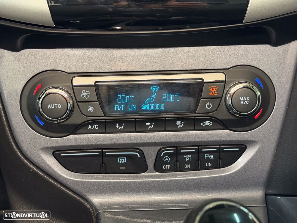 Ford Focus SW 1.6 TDCi Titanium Best - 22