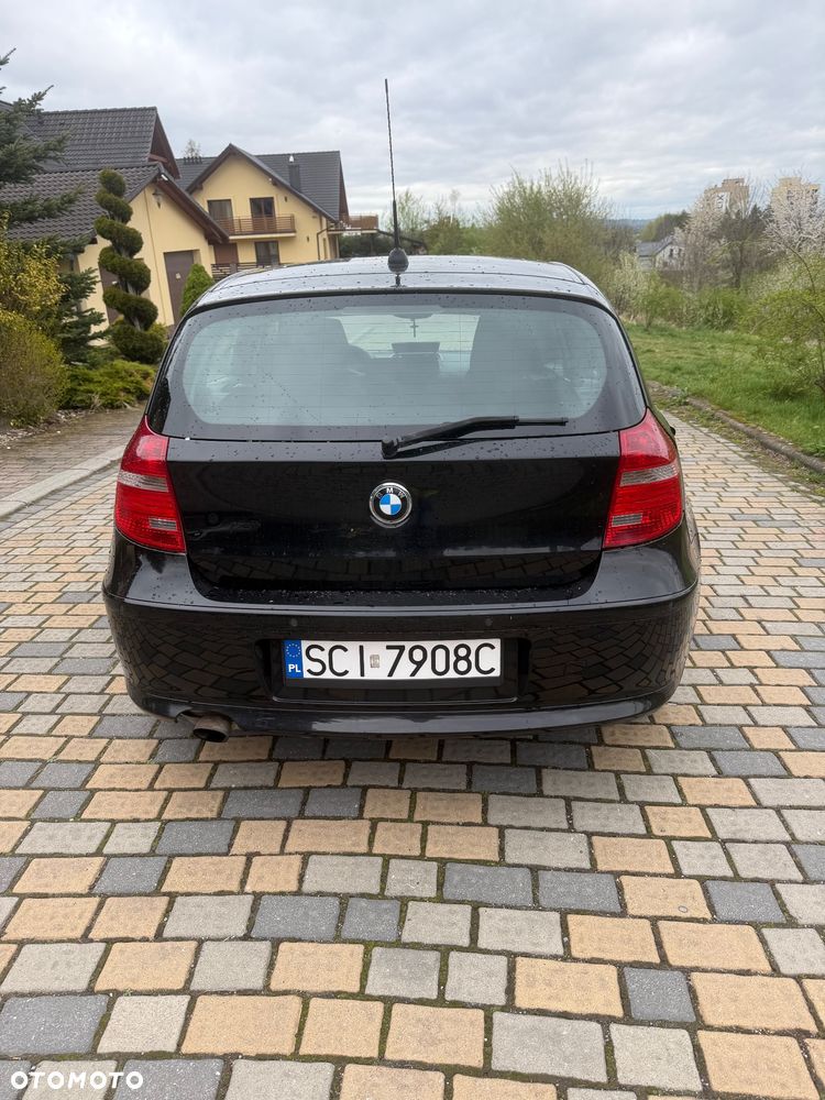 BMW Seria 1 2007 photo 4
