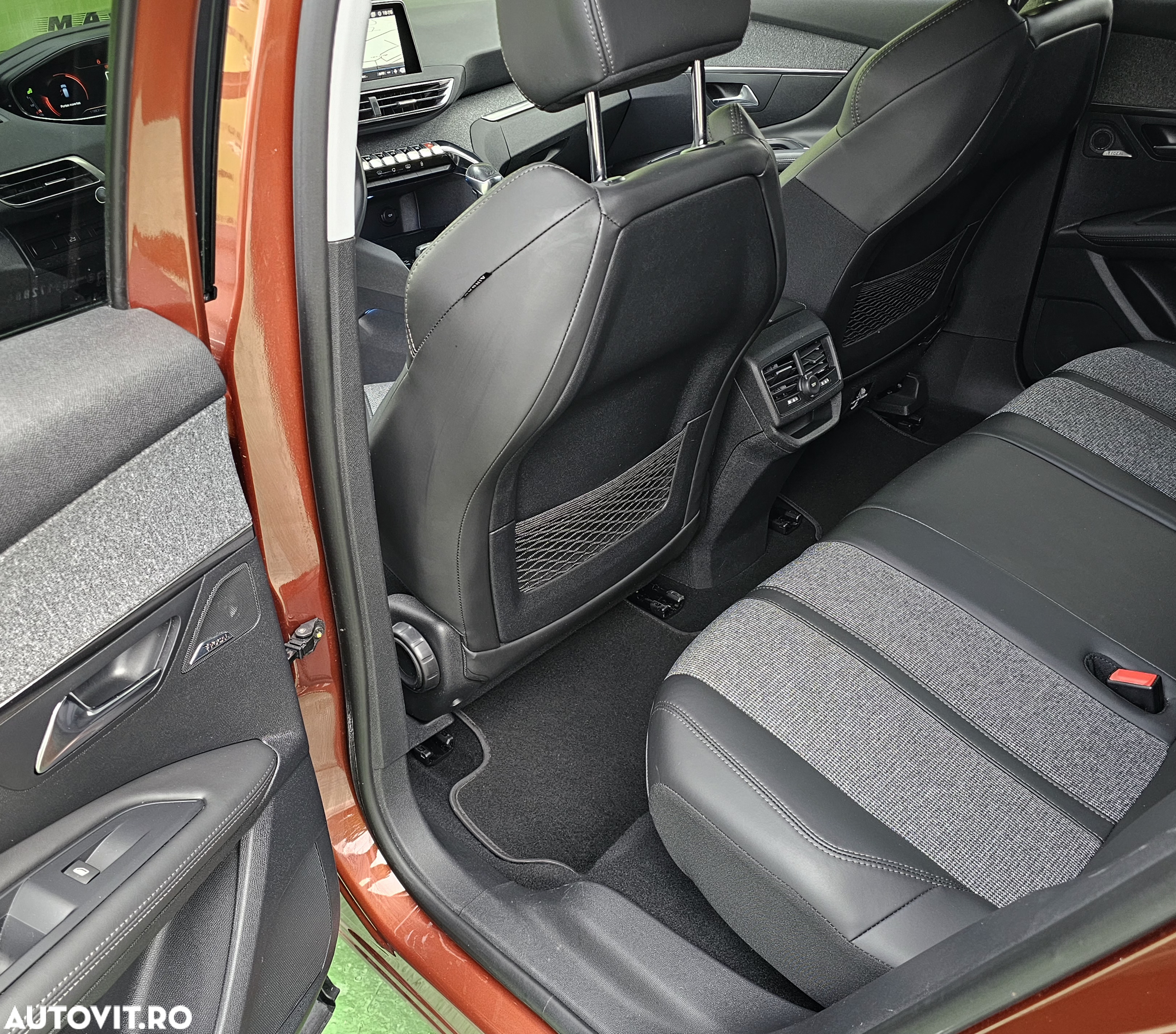 Peugeot 3008 1.2 PureTech 130 BVM6 Allure Pack - 15
