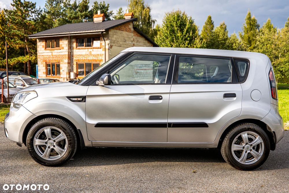 Kia Soul 1.6 L - 4