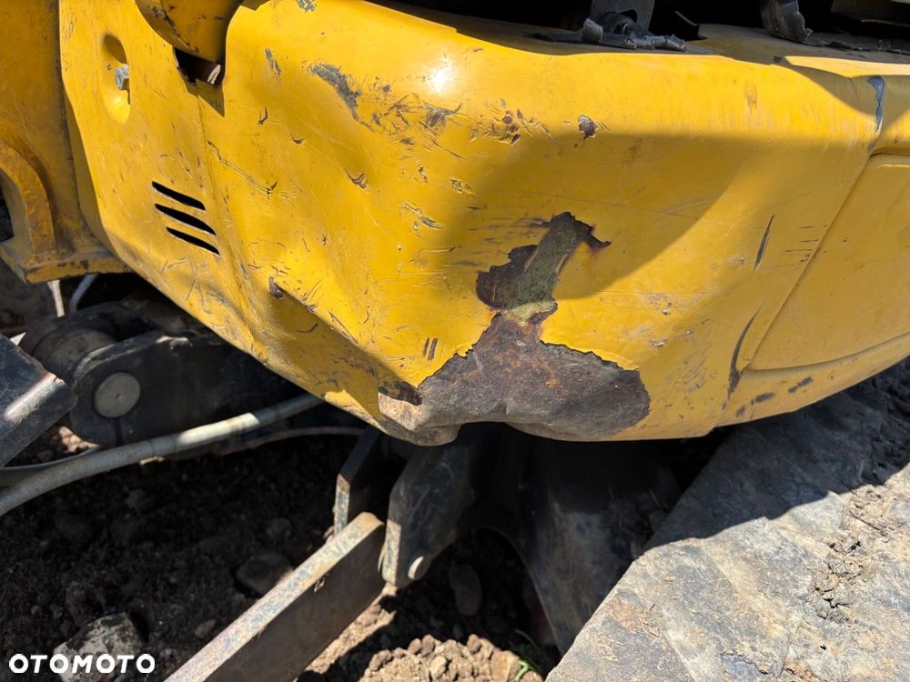 Komatsu Pc 35 Mr - 23