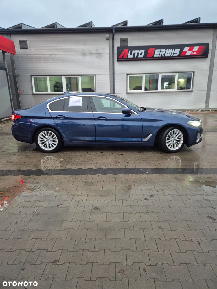 BMW Seria 5 520d xDrive Luxury Line - 6