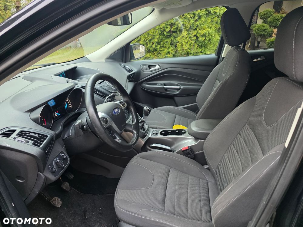 Ford Kuga 1.5 EcoBoost FWD Titanium ASS MMT6 - 6