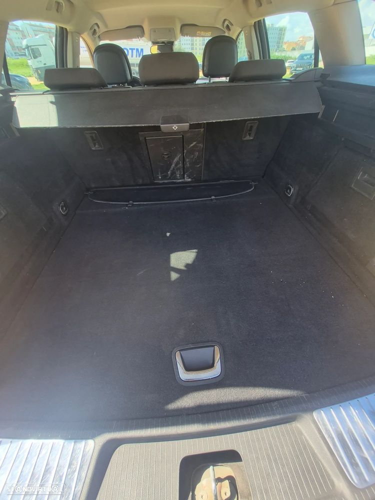 Opel Insignia Sports Tourer 1.6 CDTi Selective - 10