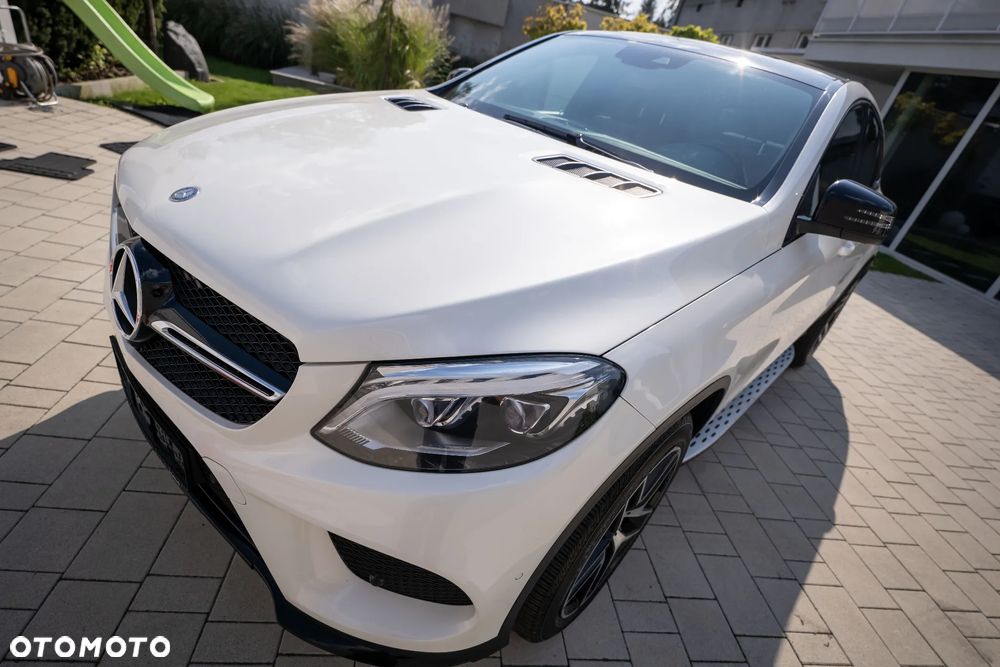 Mercedes-Benz GLE 400 4Matic 9G-TRONIC AMG Line - 15