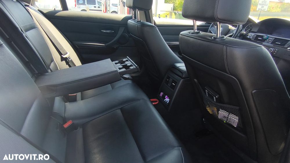 BMW Seria 3 320d xDrive DPF Edition Lifestyle - 16