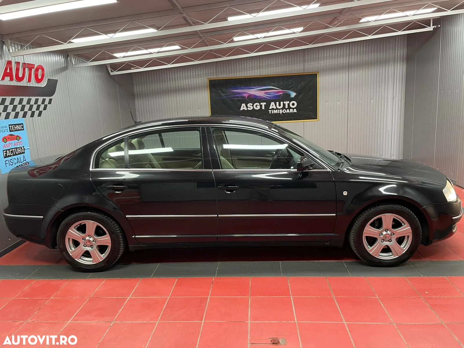 Skoda Superb 1.8 Turbo Elegance Aut - 22