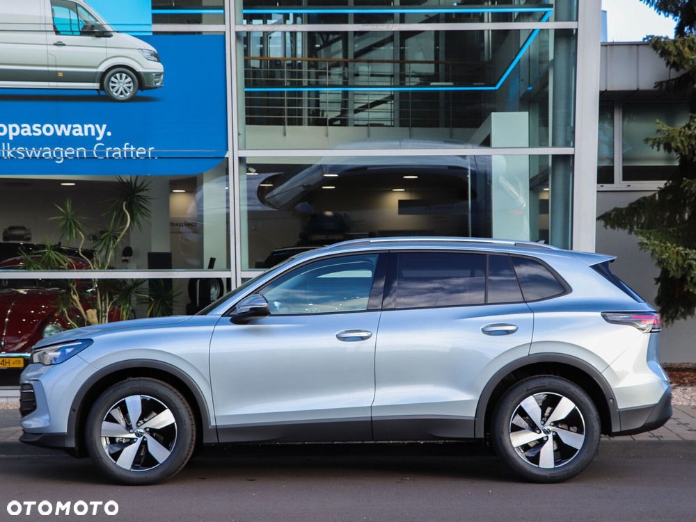 Volkswagen Tiguan - 2