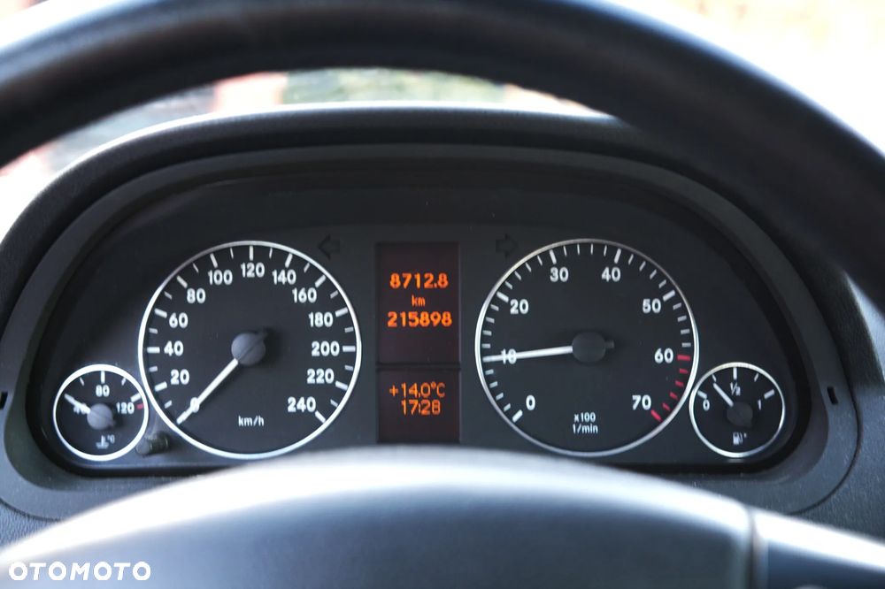 Mercedes-Benz Klasa A 150 Avantgarde Polar Star - 3