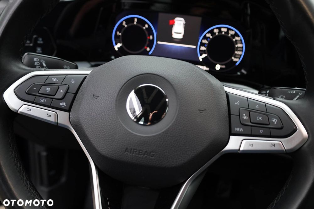 Volkswagen Golf 2.0 TDI Life - 32