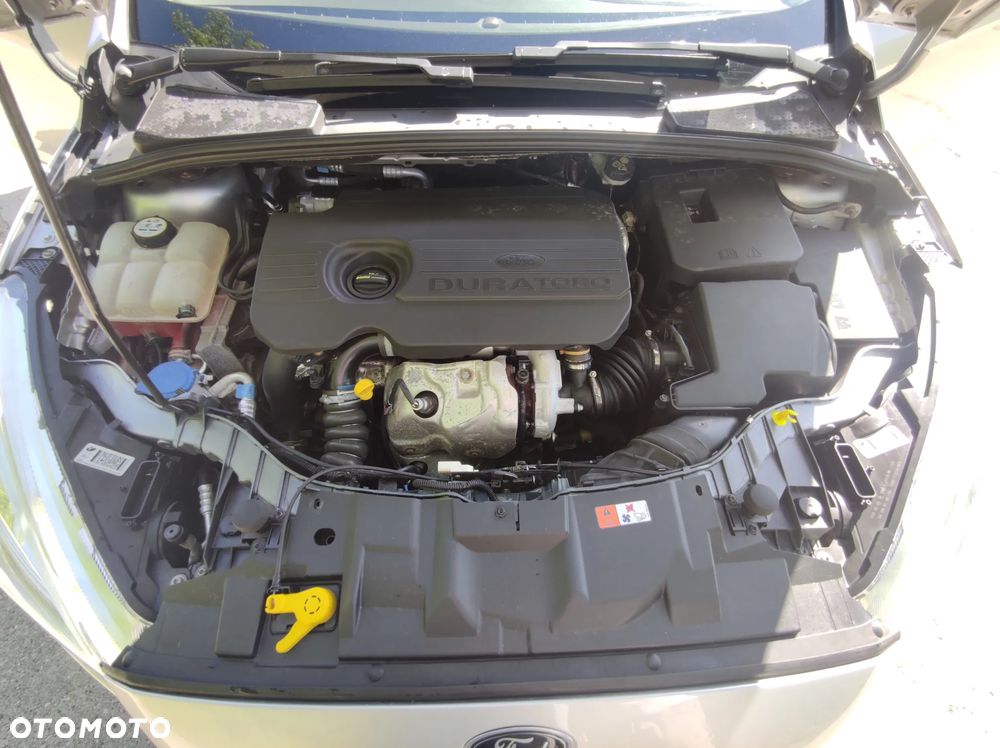 Ford Focus 1.5 TDCi SYNC Edition - 9