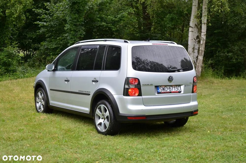Volkswagen Touran 1.9 TDI DPF Cross - 12