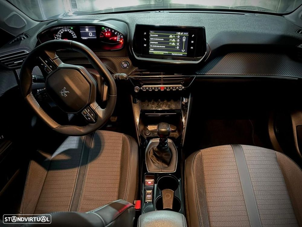 Peugeot 208 1.2 PureTech Allure - 12