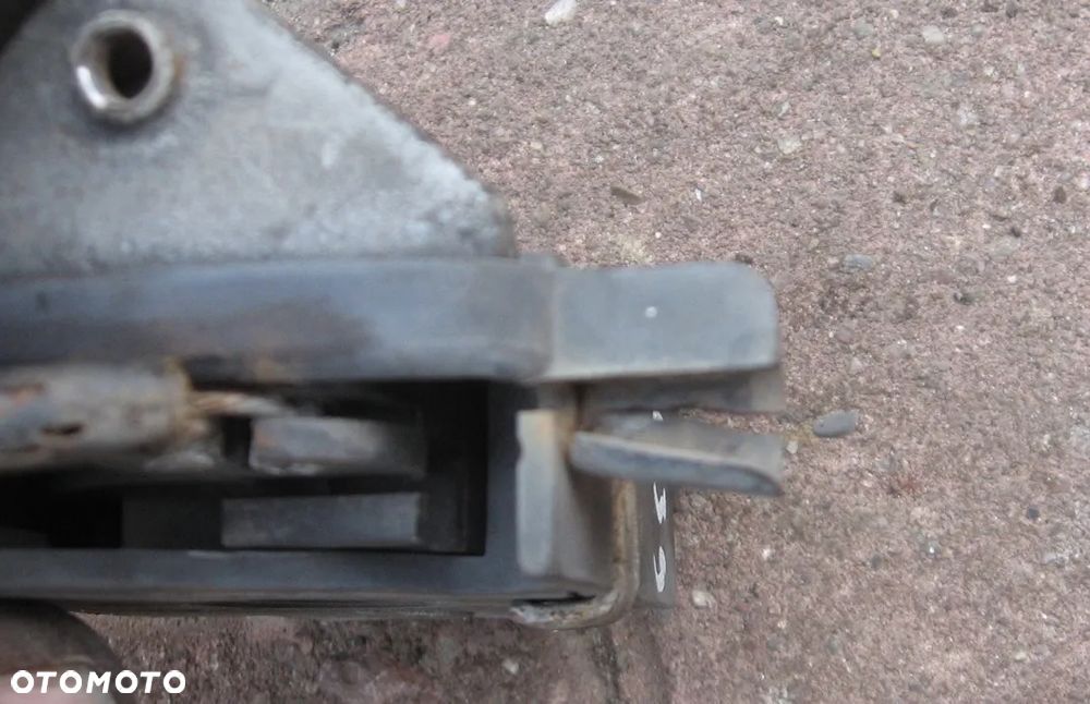 zamek maski BMW E39 - 2