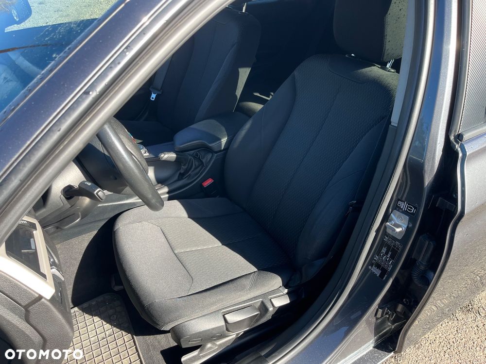 BMW Seria 3 318d Blue Performance - 14