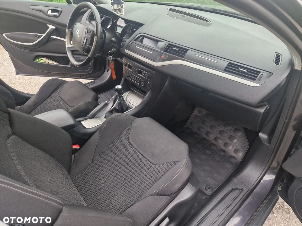 Citroën C5 HDi 140 FAP Confort - 6